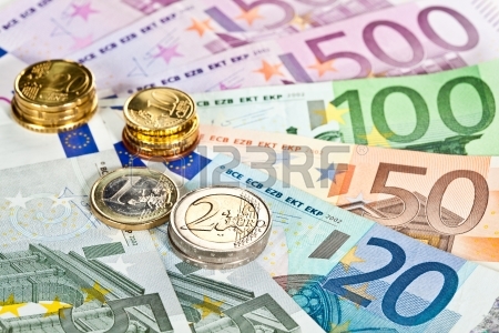 Όλα για την παραμονή στο ευρώ